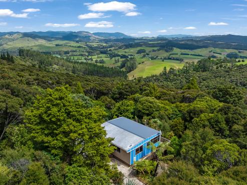251 Dangen Road, Peria