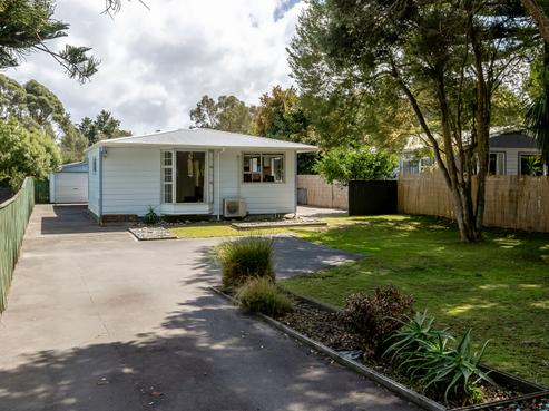 218 Main Road South, Raumati South