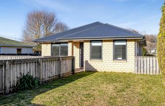 8 Gladstone Street, Hawera