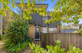 4/16 Turama Road, Royal Oak