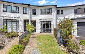 42/2 Armoy Drive, East Tamaki