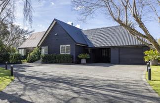 23 Elliot Street, Riverhead