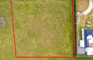 0n Ketemarae Road, Hawera