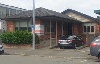 OFFICES FOR LEASE GIVING CBD CONVENIENCE