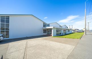 Huge shed, profile and yard space on SH6