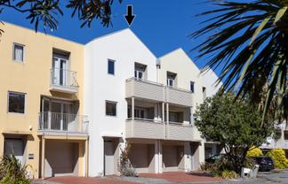 35/305 Evans Bay Parade, Hataitai