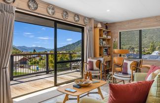 15 Ranui Street, Picton