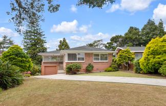 96 Lawrence Crescent, Hill Park