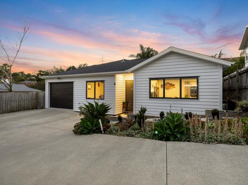 15A Reynella Drive, Massey