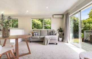 1/10 Denver Grove, Totara Park