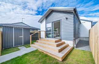  18 Matlock Street, Woolston