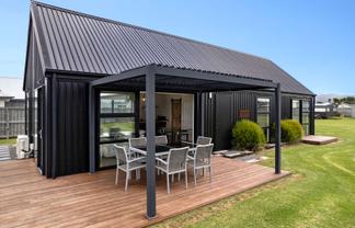 110 Ngaio Drive, Matarangi