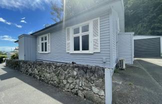 115 Shakespeare Road, Napier Hill