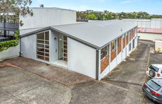 MODERN, REFURBISHED OFFICES AND WORKSHOP
