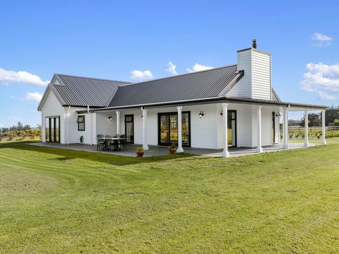 71 Davis Road, Cust