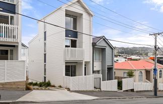 2/30 Pirie Street, Mount Victoria