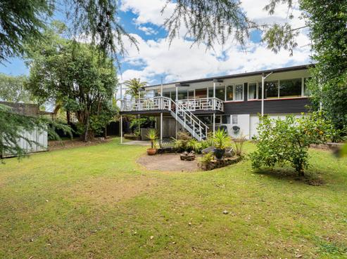 255 Cambridge Street, Levin