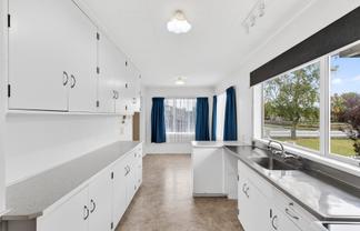 63 Alexander Avenue, Onekawa