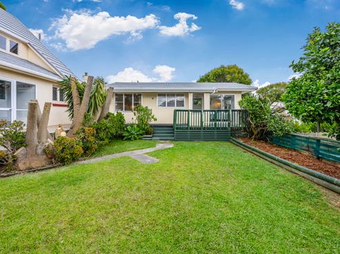 23 Clark Road, Pahurehure