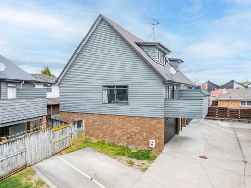 15B Greensboro Street, Hamilton East