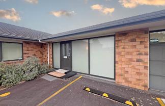 GROUND FLOOR OFFICE ALONG TE IRIRANGI DRIVE
