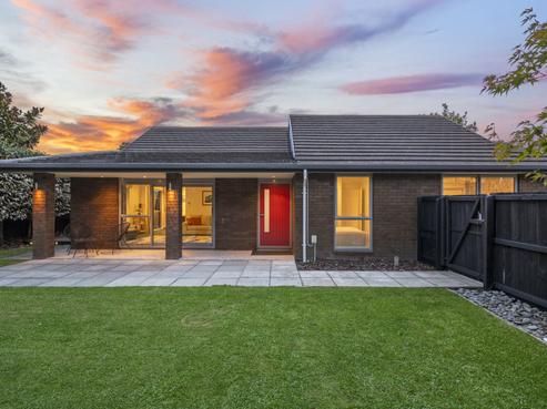 111 Weston Road, Saint Albans