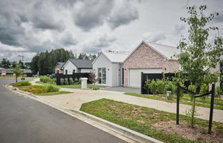  Rongoa Maori Way, Pukekohe