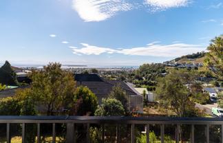 80 Arapiki Road, Stoke