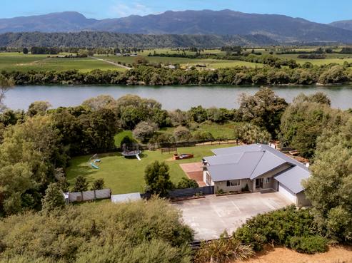 62 Punt Road, Cape Foulwind