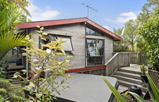 6A Jacaranda Grove, Maungaraki