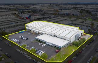 Premium Corner Site Warehouse + Large Secure Yard