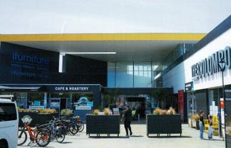 FOR LEASE: QUALITY RETAIL SPACES: THE COLOMBO CENTRE