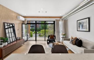 4/165 Hobsonville Point Road, Hobsonville