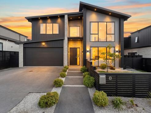 8 Kumukumu Road, Long Bay