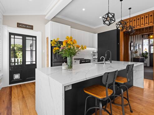 10 Cobden Road, Napier Hill