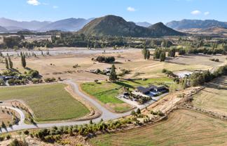 87 Black Peak Road, Wanaka