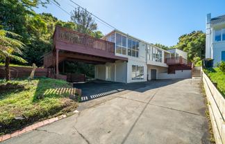 105 Donald Street, Karori