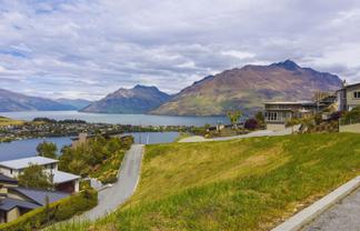 2 Annes Way, Queenstown