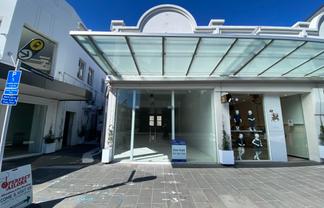 Stand out Broadway retail