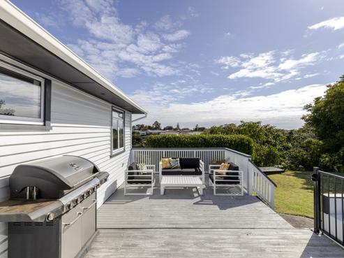10 Holford Street, Westown