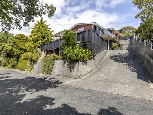 46 Seaview Road, Marfell