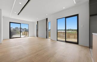 Unit 9/81 Otuwairoa Esplanade, Papakura