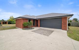 7 Puriri Crescent, Hillcrest