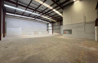 Savills | High-Stud Heavy Industrial – 694sqm