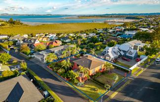 16 Wiseley Road, Hobsonville
