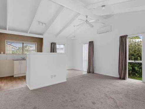1/6 Bloomfield Place, Onerahi