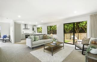 44 & 44A Killybegs Drive, Pinehill