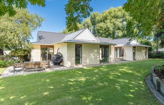 19 Tirohanga Road, Mosgiel