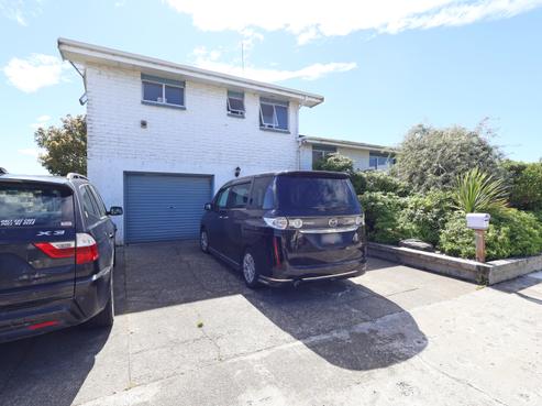 10 Falcon Street, Newfield
