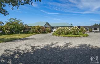 2/153 Bangor Road, Darfield